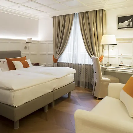 Hotel Grand Des Alpes 5*