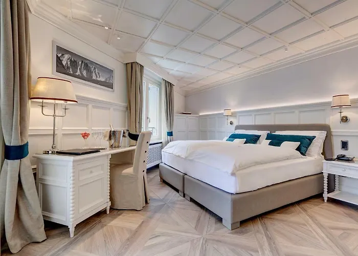 Hotel Grand Des Alpes 5*